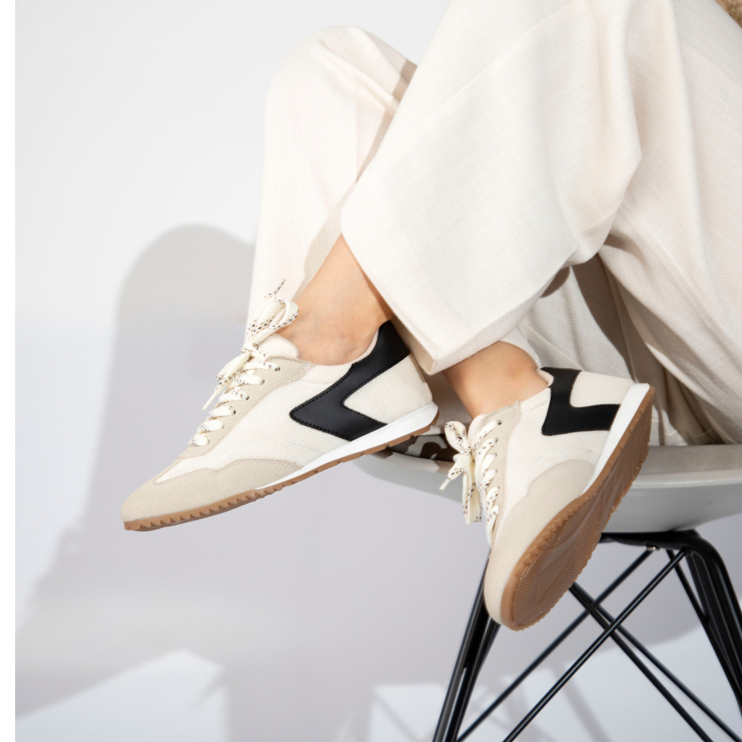 Zapatillas Naútica Beige y Negro